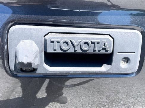 Used 2019 Toyota Tacoma TRD Sport AWD/4WD image 30