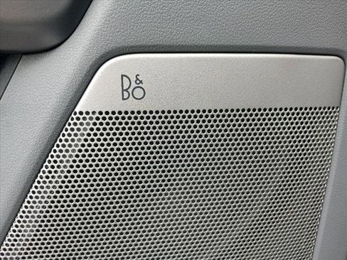 New 2025 Ford F150 XLT w/ Equipment Group 303A High image 15