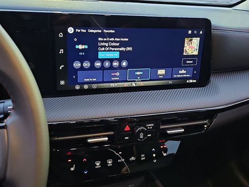 New 2026 Nissan Kicks SR w/ Cold Weather Package image 11