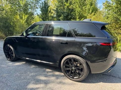 Used 2023 Land Rover Range Rover Sport SE AWD/4WD image 7