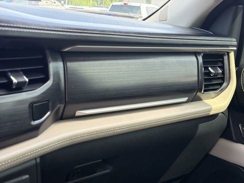 Used 2022 Ford Expedition Max Platinum AWD/4WD image 27
