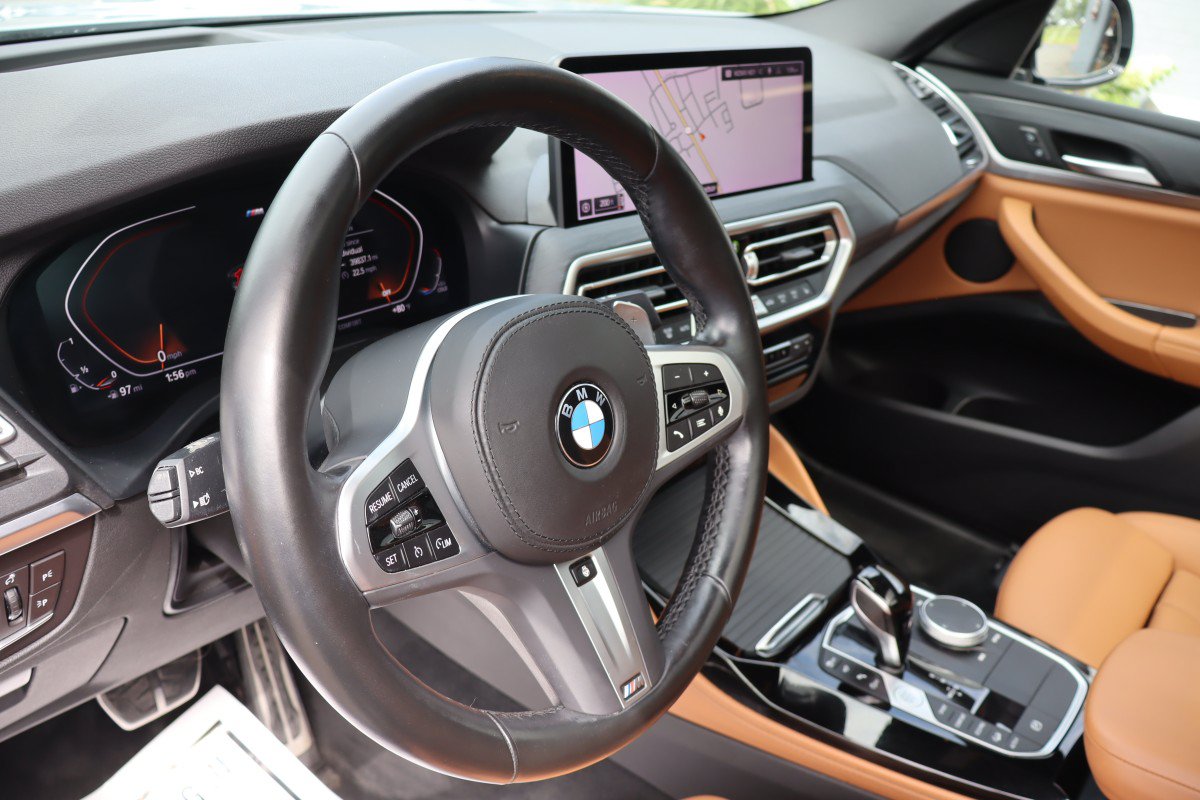Used 2024 BMW X4 xDrive30i w/ Premium Package AWD/4WD image 13