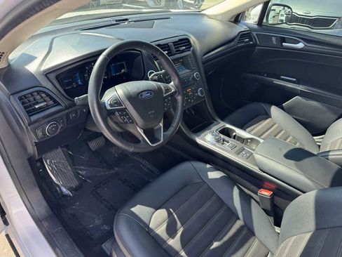 Used 2018 Ford Fusion SE w/ Equipment Group 601A image 14