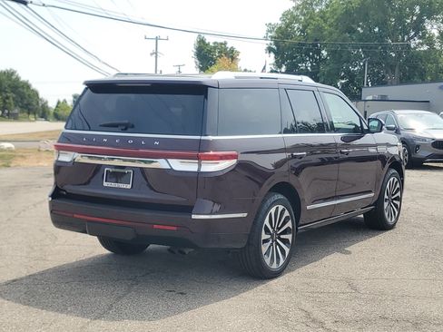 Used 2023 Lincoln Navigator Reserve AWD/4WD image 6