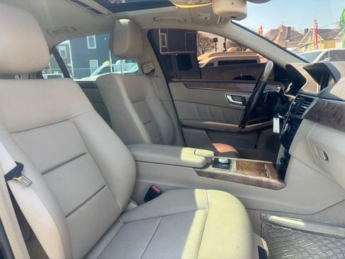Used 2012 Mercedes-Benz E 350 4MATIC Sedan image 31