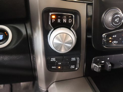 Used 2018 RAM 1500 Sport w/ Convenience Group AWD/4WD image 8