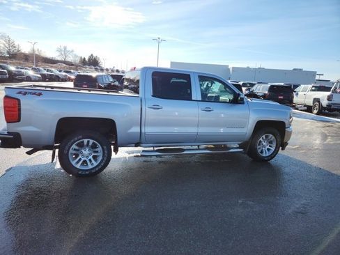 Used 2018 Chevrolet Silverado 1500 LT w/ All Star Edition image 8