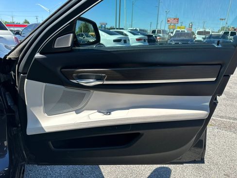 Used 2013 BMW 740i image 69