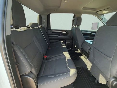 Used 2024 Chevrolet Silverado 2500 LT image 13