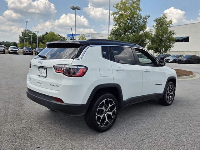 Used 2026 Jeep Compass Limited AWD/4WD image 8