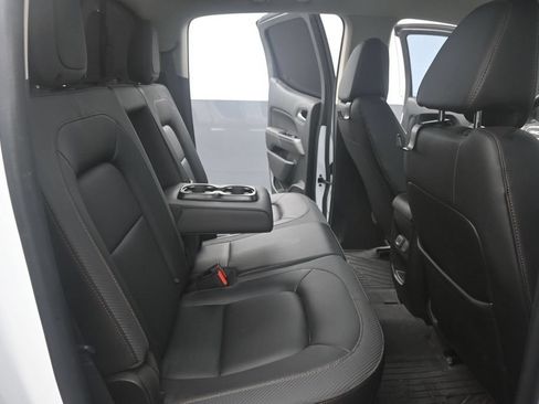 Used 2022 GMC Canyon AT4 w/ Trailering Package AWD/4WD image 10