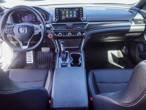 Used 2022 Honda Accord Sport image 4