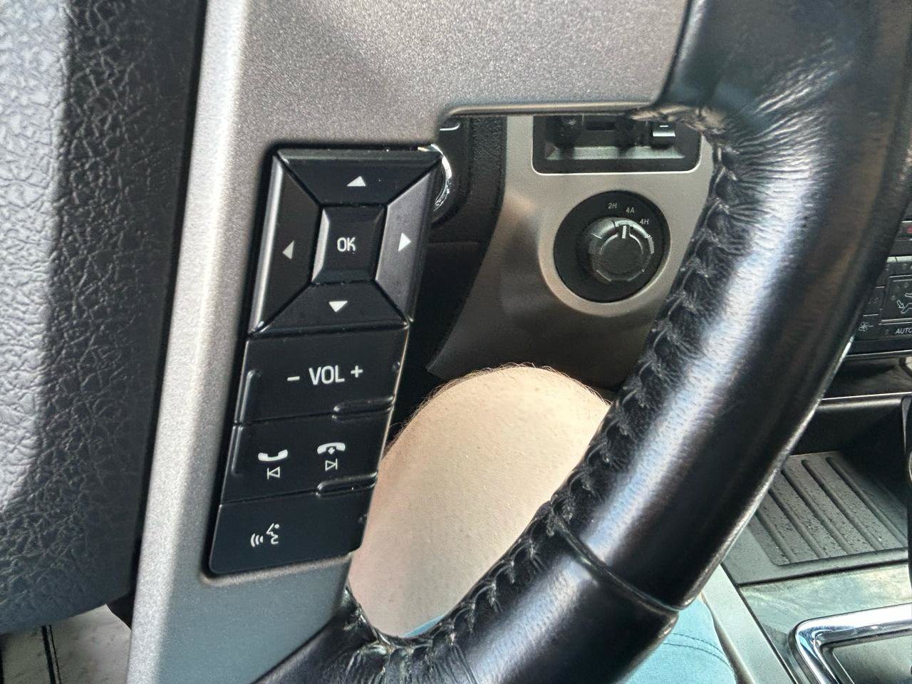 Used 2016 Ford Expedition Limited AWD/4WD image 20