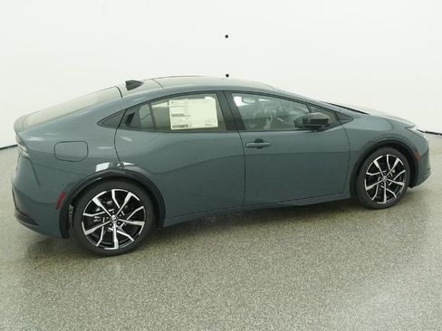 New 2026 Toyota Prius Plug-In Hybrid FWD image 66