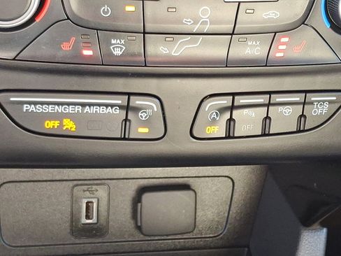 Used 2018 Ford Escape Titanium image 27