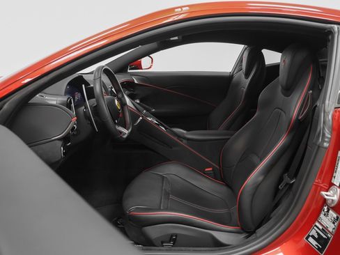 Certified 2022 Ferrari Roma RWD image 72