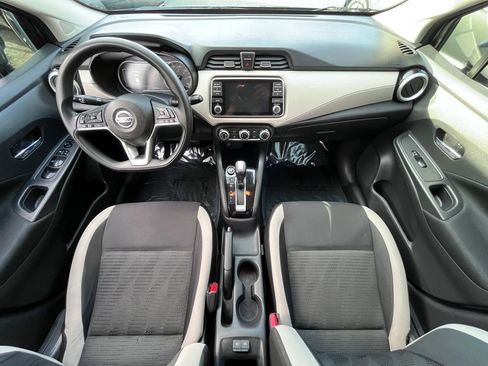 Used 2021 Nissan Versa SV image 17