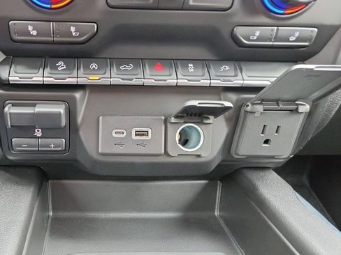 Used 2021 Chevrolet Silverado 1500 RST image 21