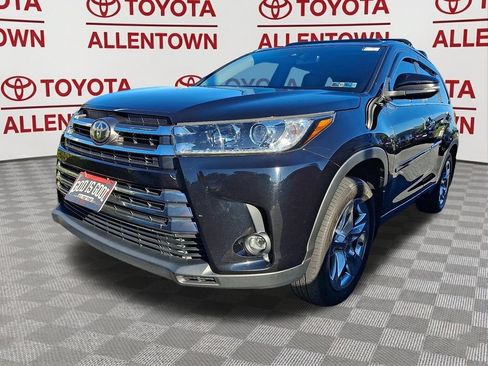 Used 2019 Toyota Highlander Limited AWD/4WD image 2