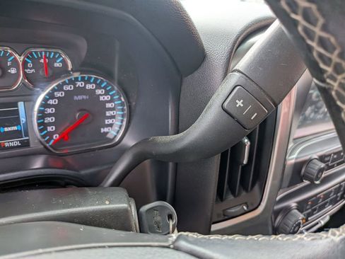 Used 2019 Chevrolet Silverado 1500 LT RWD image 19