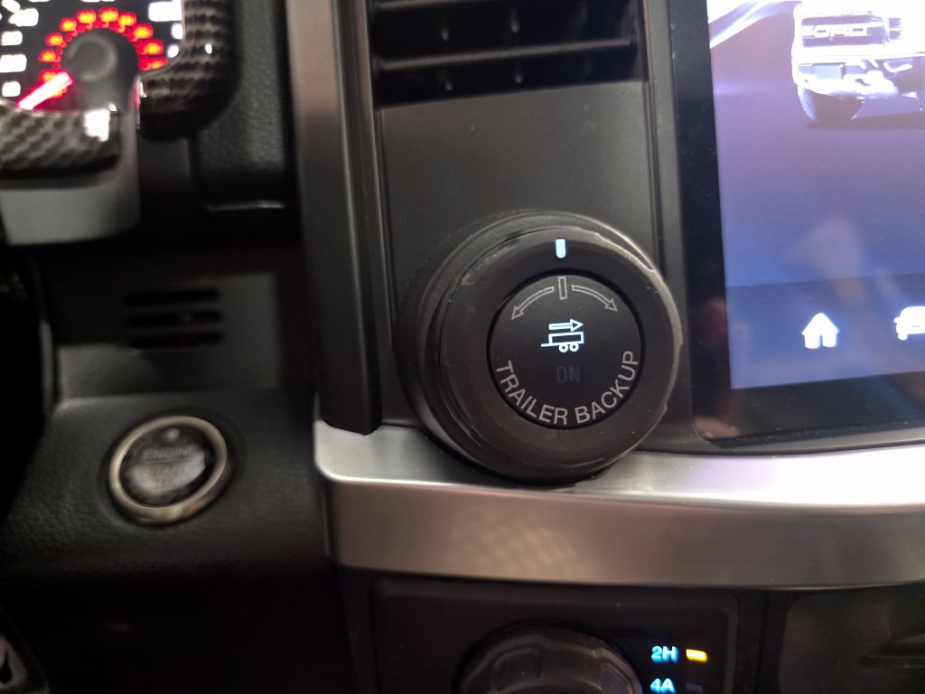 Used 2017 Ford F150 Raptor w/ Equipment Group 802A Luxury AWD/4WD image 36