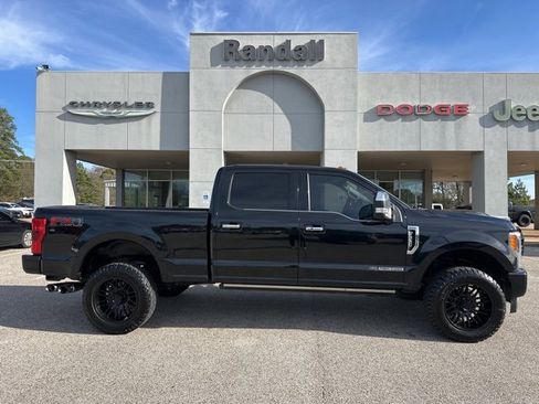 Used 2018 Ford F350 Platinum w/ Platinum Ultimate Package image 8
