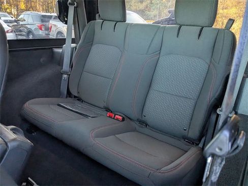 Used 2021 Jeep Wrangler Rubicon image 23