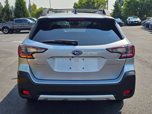 Certified 2025 Subaru Outback Limited AWD/4WD image 6