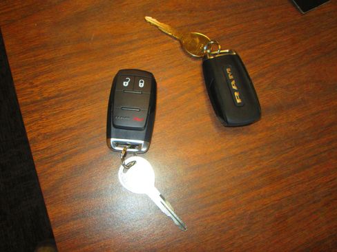 Used 2024 RAM 2500 Tradesman w/ Chrome Appearance Group image 21