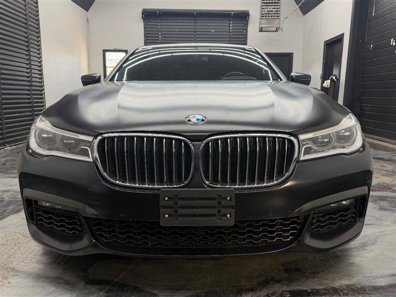 Used 2018 BMW 750i xDrive AWD/4WD image 8
