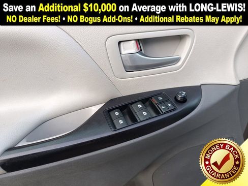 Used 2017 Toyota Sienna LE image 16