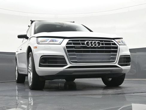 Used 2020 Audi Q5 2.0T Premium Plus AWD/4WD image 34
