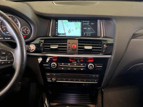 Used 2017 BMW X3 sDrive28i image 6