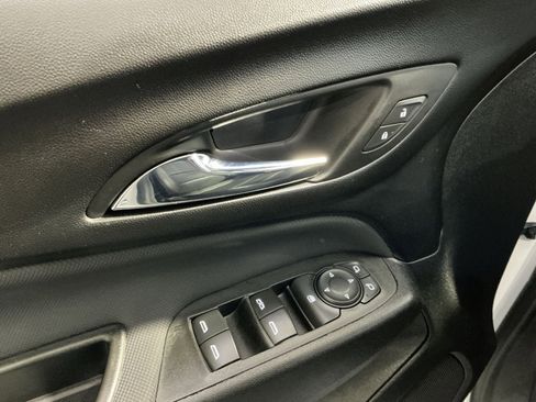Used 2024 Chevrolet Equinox RS w/ RS Leather Package AWD/4WD image 16