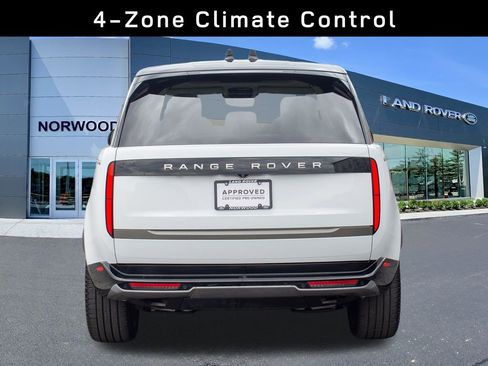 Used 2025 Land Rover Range Rover SE image 5