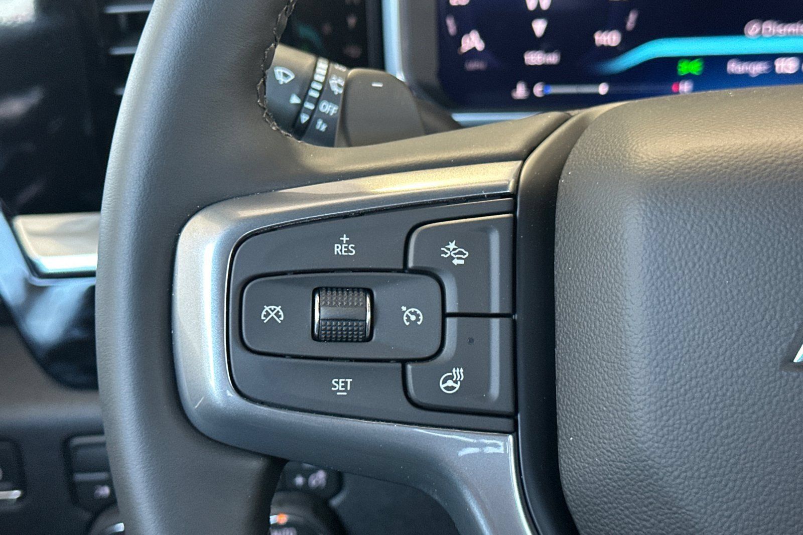 New 2026 Chevrolet Silverado 1500 RST w/ Redline Edition AWD/4WD image 25
