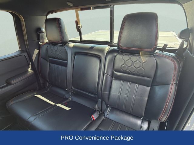 Used 2023 Nissan Frontier PRO-4X AWD/4WD image 19