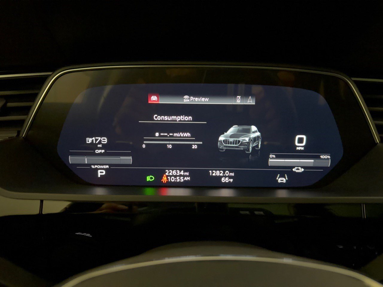Certified 2022 Audi e-tron Premium Plus w/ Premium Plus Package AWD/4WD image 26