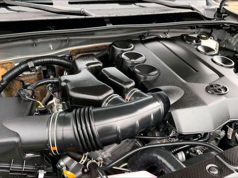 Used 2023 Toyota 4Runner Limited image 33