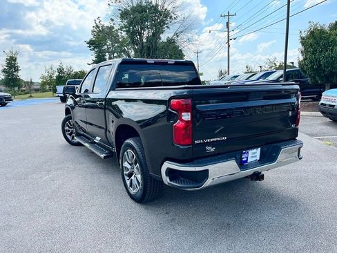 Used 2021 Chevrolet Silverado 1500 LT AWD/4WD image 3
