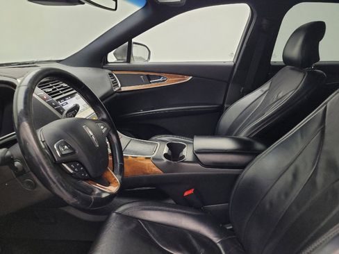 Used 2017 Lincoln MKX Reserve image 17