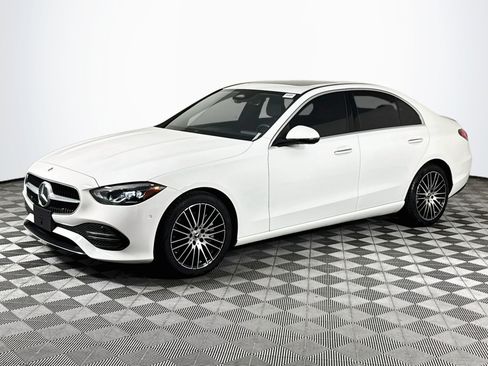 Used 2023 Mercedes-Benz C 300 Sedan image 4