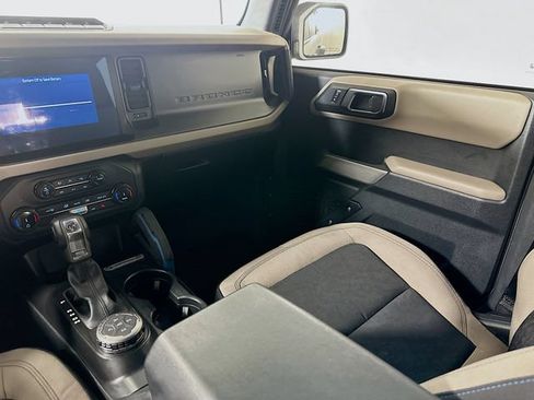 Used 2022 Ford Bronco Wildtrak AWD/4WD image 29
