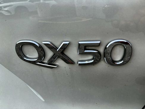 Used 2020 INFINITI QX50 Essential w/ Edition 30 Package AWD/4WD image 15