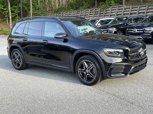 Used 2024 Mercedes-Benz GLB 250 image 4
