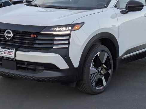 New 2026 Nissan Kicks SR image 8