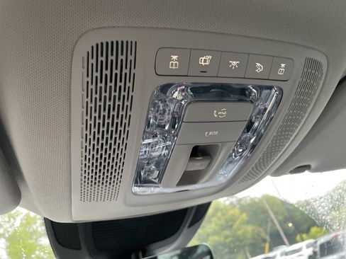 Certified 2023 Mercedes-Benz GLS 580 4MATIC image 38