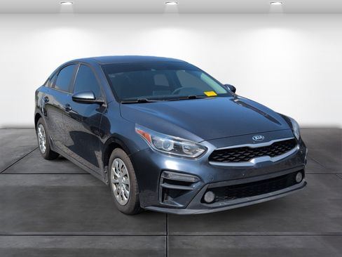 Used 2020 Kia Forte Sedan FWD image 2