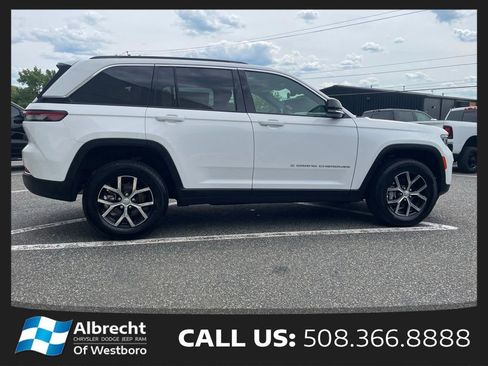 New 2025 Jeep Grand Cherokee Limited AWD/4WD image 6