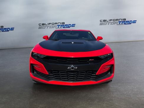 Used 2019 Chevrolet Camaro SS image 2